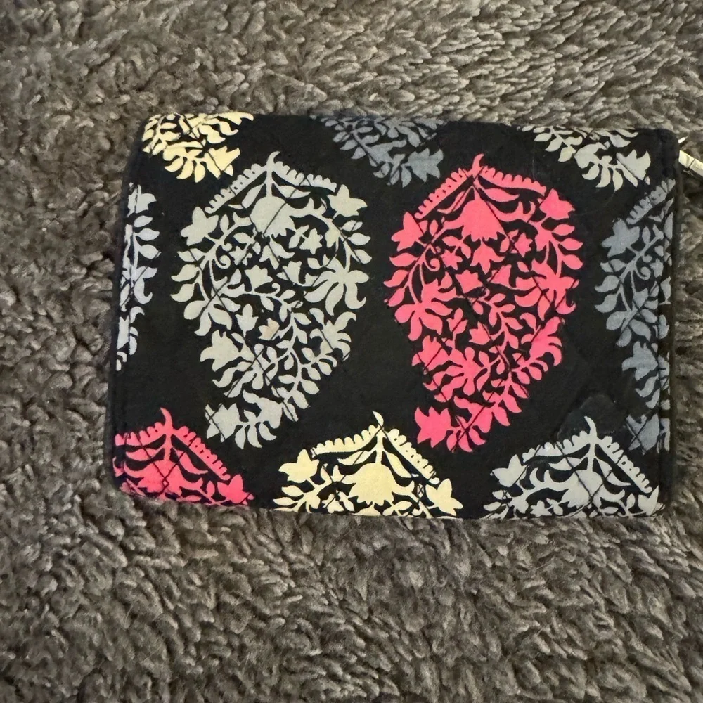 VERA BRADLEY Northern Lights Your Turn Smartphone Wristlet